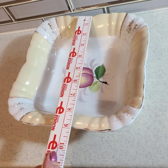 Salad bowl for sale 8.5 inches - Picture 15 of 16